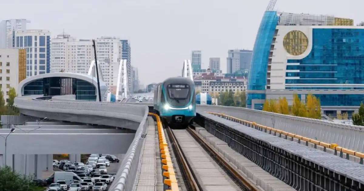 Астанада LRT пойыздары сынақ режимінде іске қосылды (ВИДЕО)