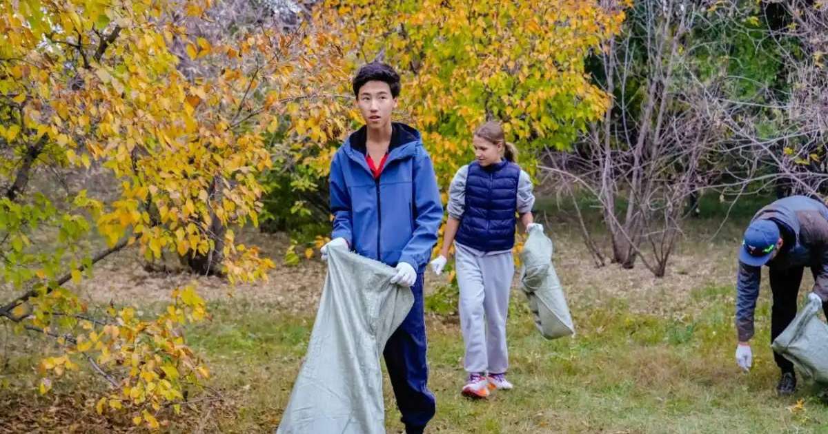 Colman Domingo and Jude Law at amfAR’s Venice Gala