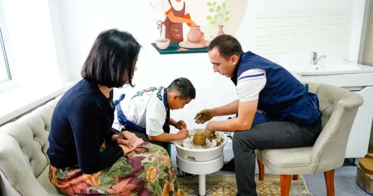 Colman Domingo and Jude Law at amfAR’s Venice Gala