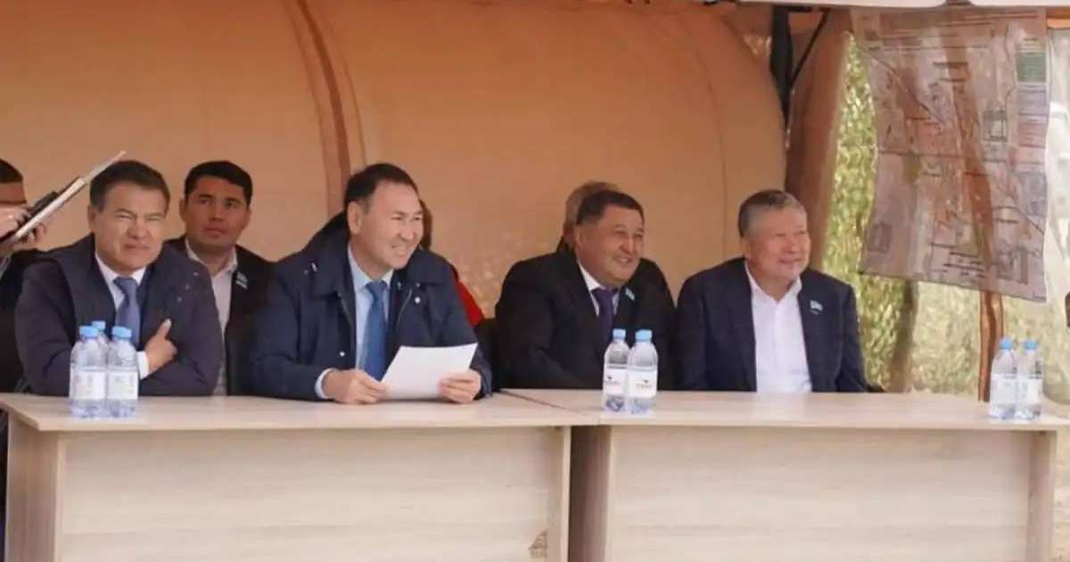 Colman Domingo and Jude Law at amfAR’s Venice Gala