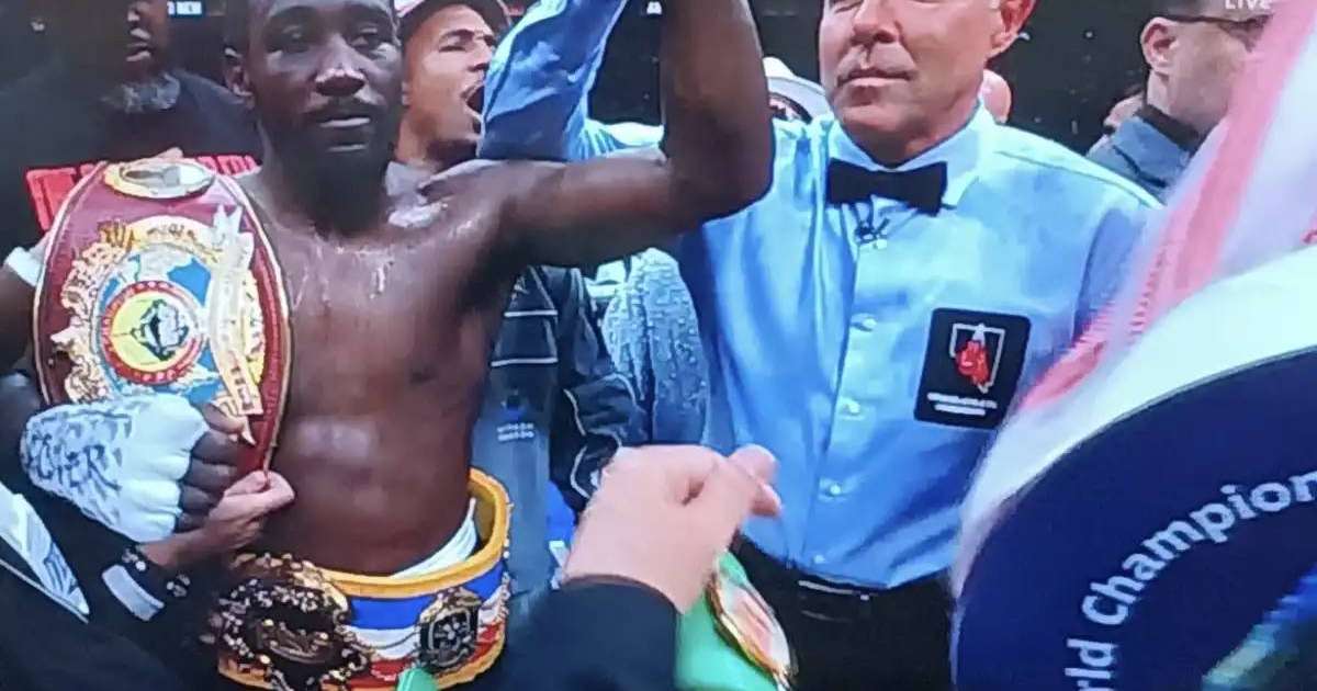 Қара жұдырық  жеңді