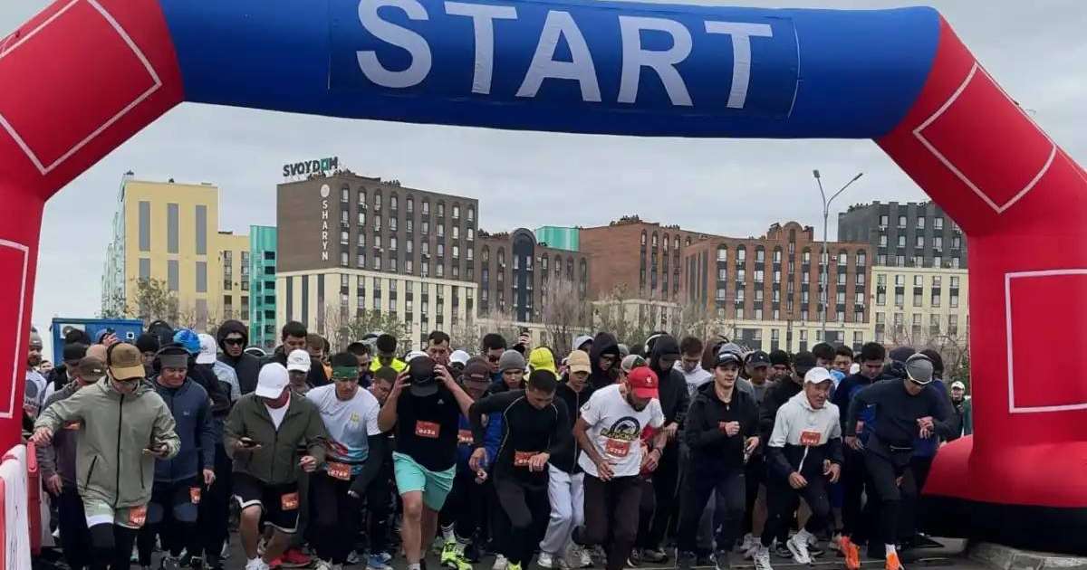 Астанадағы «Чемпиондық рух» жүгірісіне 600-ге жуық адам қатысты