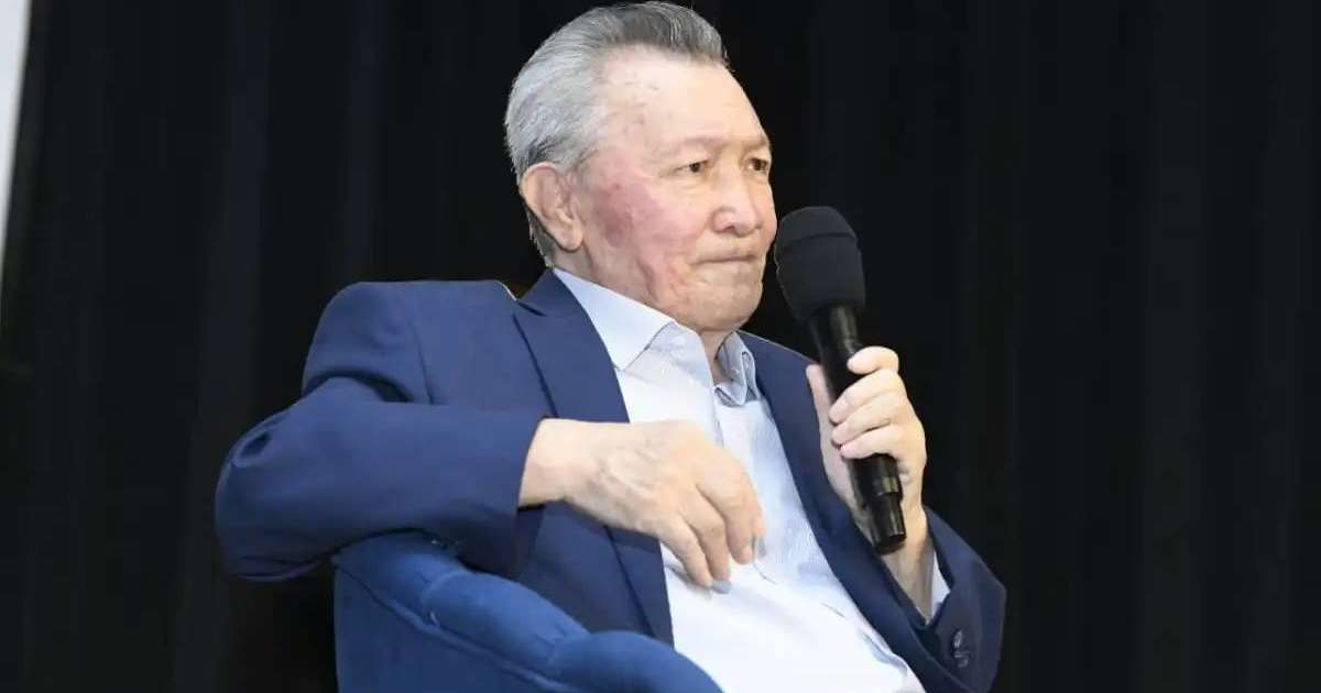 Астанада халық жазушысы Төлен Әбдік дәріс оқыды