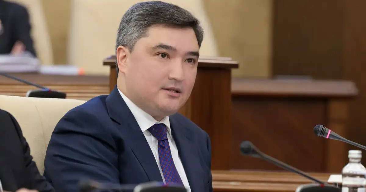 Үкімет басшысы: Еңбек биржасында  100 мыңнан астам бос жұмыс орны тұр