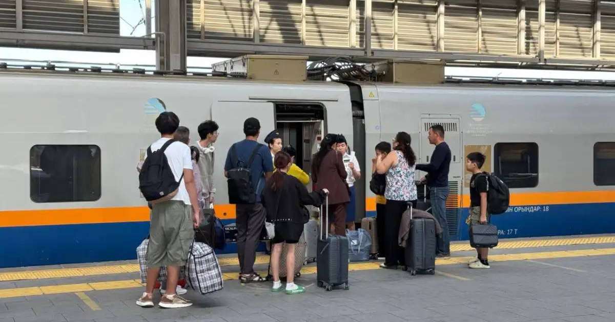 Биыл 8 миллионға жуық жолаушы пойызбен сапарлады