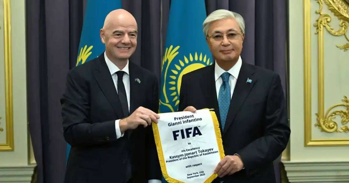 Colman Domingo and Jude Law at amfAR’s Venice Gala