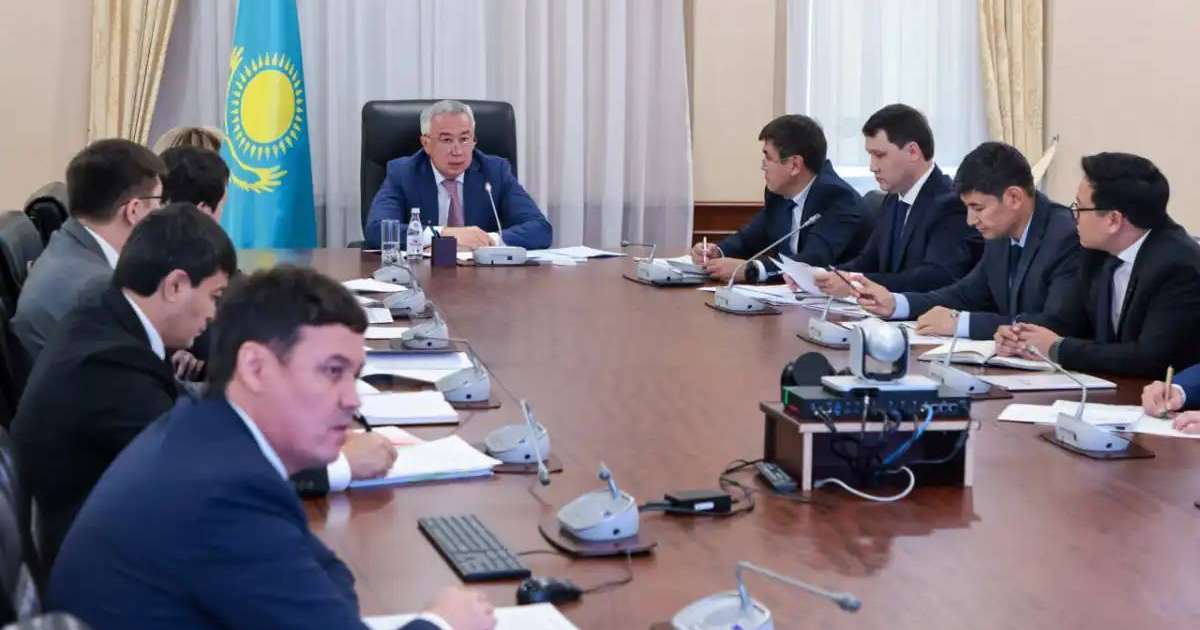 Colman Domingo and Jude Law at amfAR’s Venice Gala