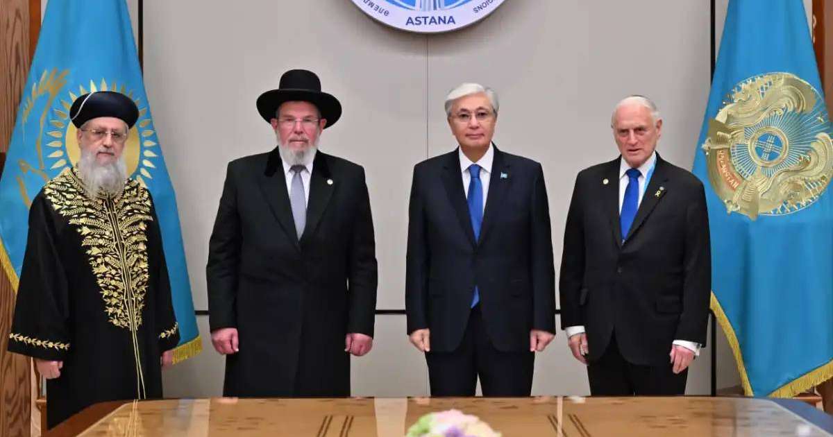 Colman Domingo and Jude Law at amfAR’s Venice Gala