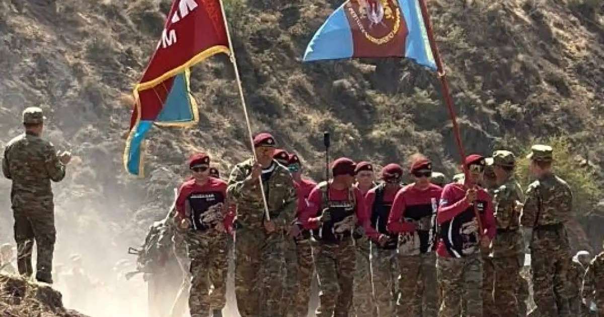 Арнайы операциялар күштерінің 26 әскери қызметшісі күрең қызыл берет иеленді