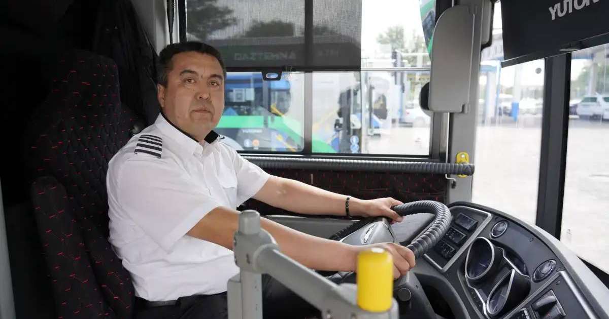 «15 жылдан бері автобус жүргіземін»: елордалық көлік маманымен сұхбат