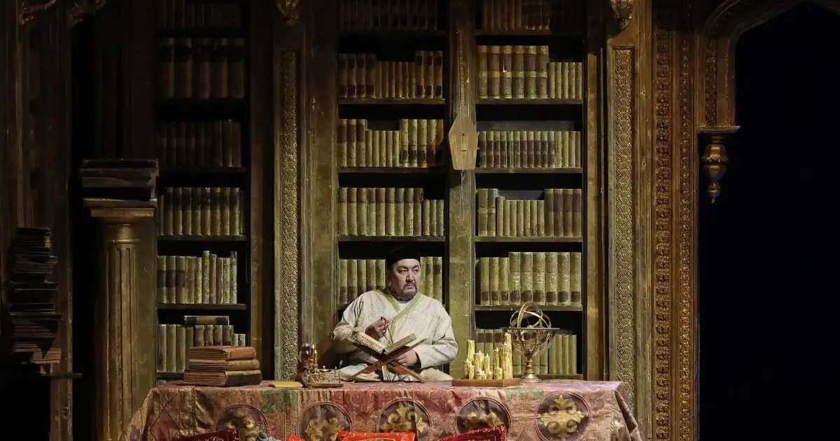 Colman Domingo and Jude Law at amfAR’s Venice Gala