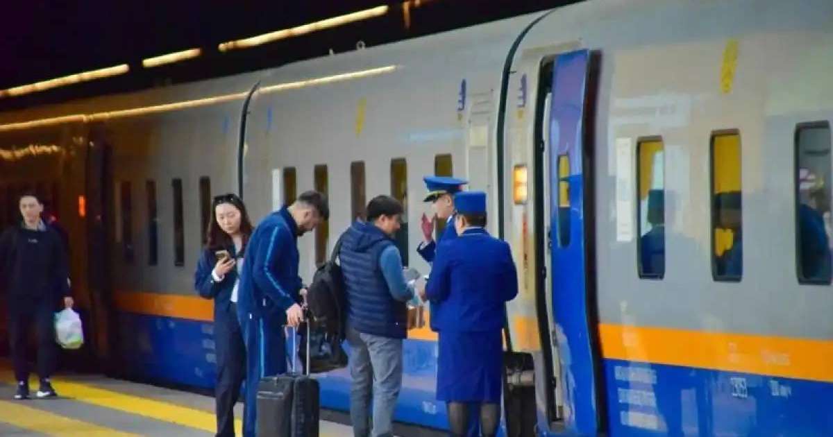 Жолаушы пойызға үлгермей қалған жағдайда не істеуі керек