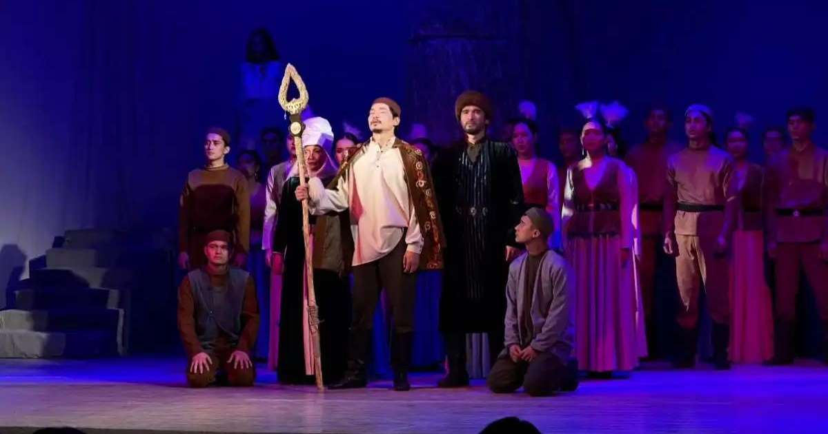 Елордалық театрда маусымның салтанатты жабылу рәсімі өтті