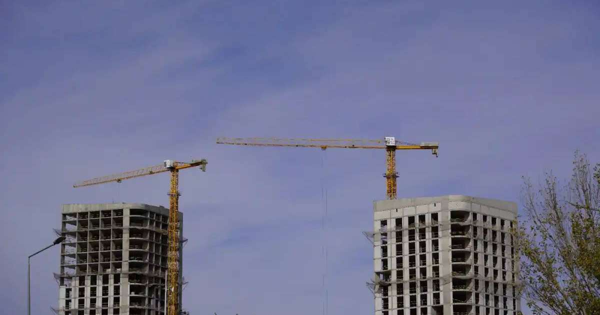 Көкшетауда 140 пәтерлі тұрғын үй заңсыз рәсімделгені анықталды