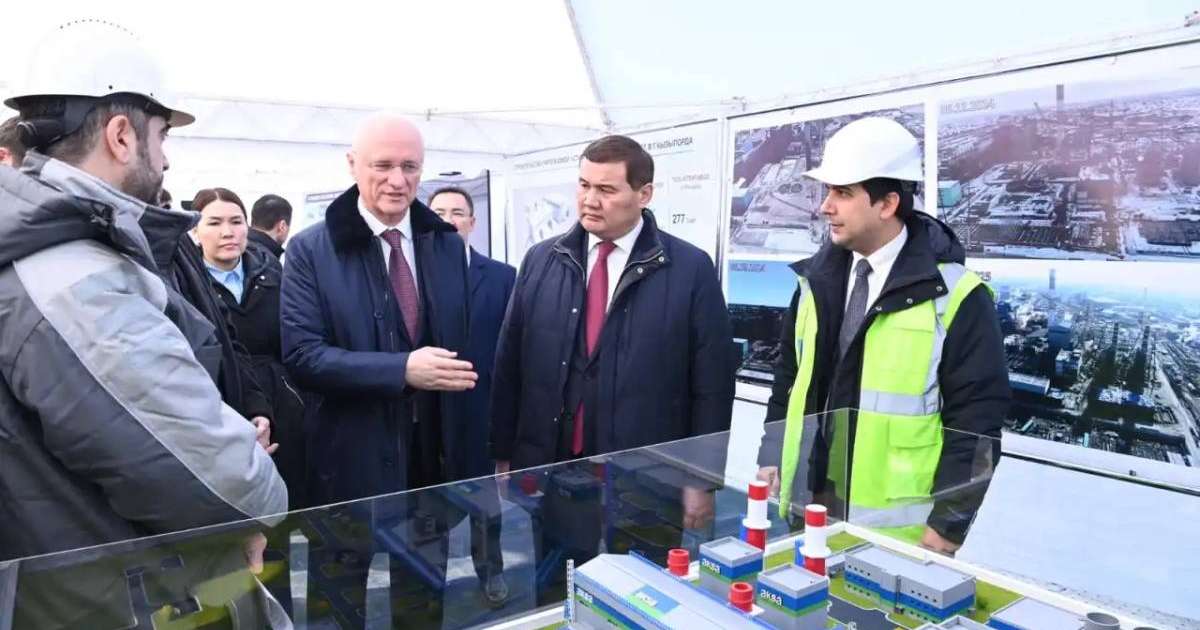 Роман Скляр Қызылорда облысындағы жаңа жылу-электр орталығы мен шыны зауытына барды