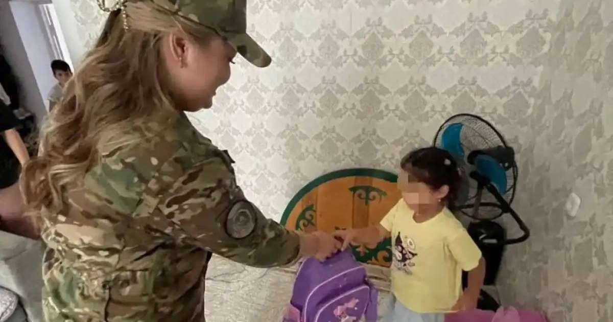 Көкшетауда ұландық сарбаздар «Мектепке жол» акциясына қолдау білдірді