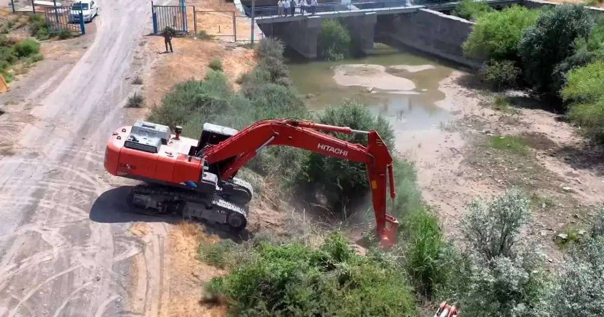 Colman Domingo and Jude Law at amfAR’s Venice Gala