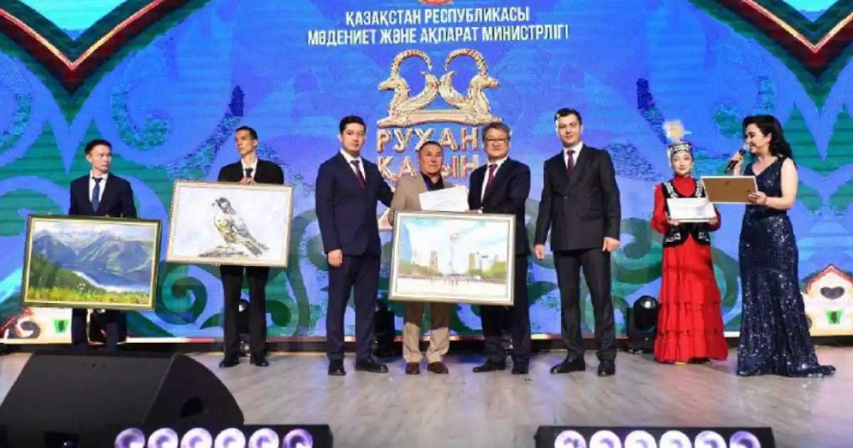 Colman Domingo and Jude Law at amfAR’s Venice Gala