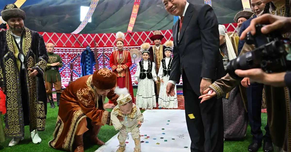 Colman Domingo and Jude Law at amfAR’s Venice Gala