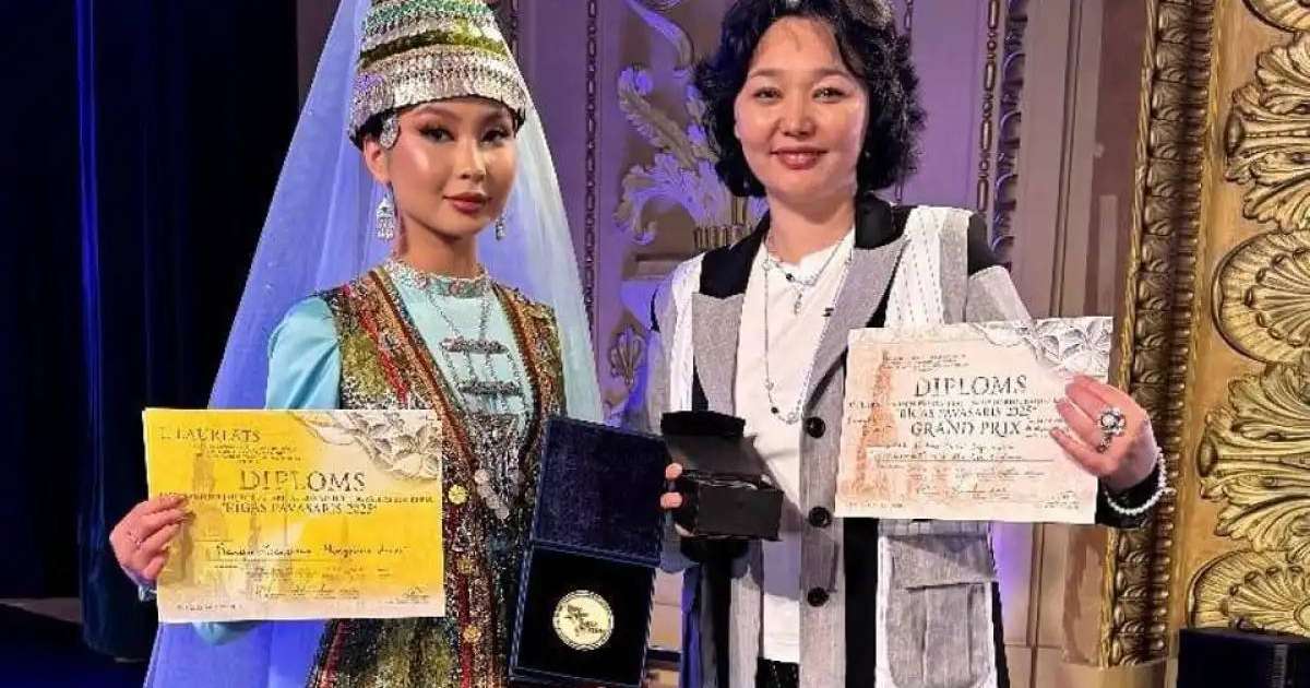 «Гүлдер» ансамблінің солисі халықаралық байқаудың жеңімпазы атанды