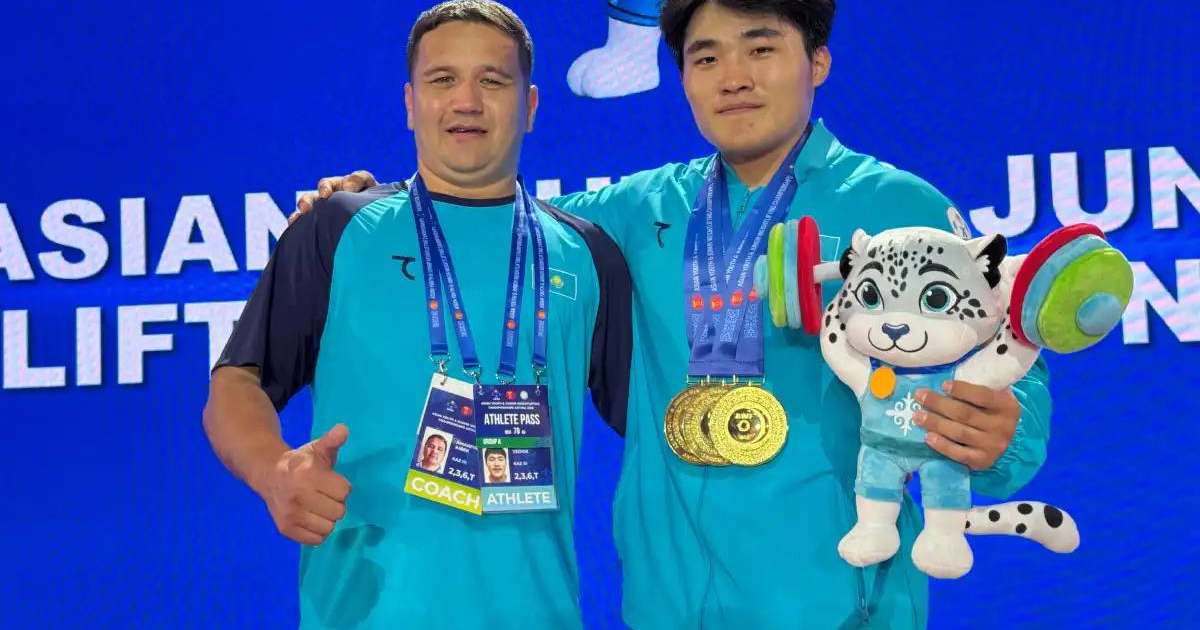 Colman Domingo and Jude Law at amfAR’s Venice Gala