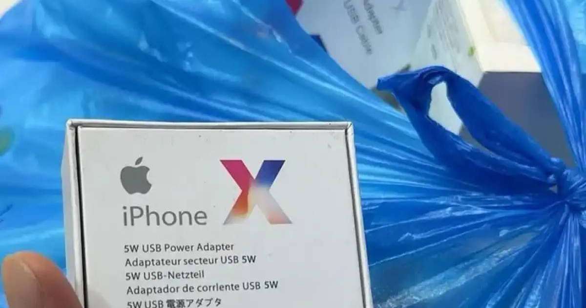 Алматыдағы базарлардың бірінде белгілі тауар белгісінің атын жамылған контрафактілік өнімдер тәркіленді