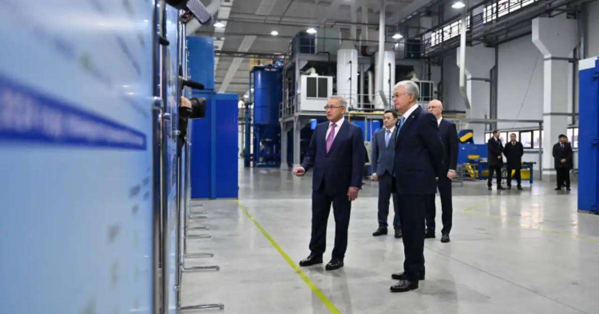 Президент Жетісу облысының әлеуметтік-экономикалық даму жағдайымен танысты