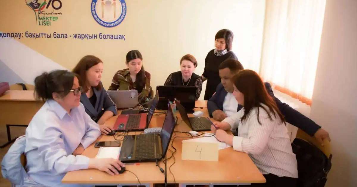 Биыл тағы 30 мыңнан астам педагог біліктілік арттыру курстарынан өтеді