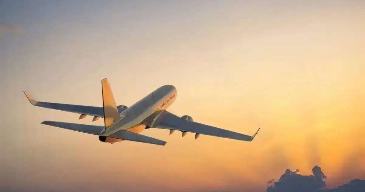 Иран астанасы әуе кеңістігін үш аптадан кейін қайта ашты