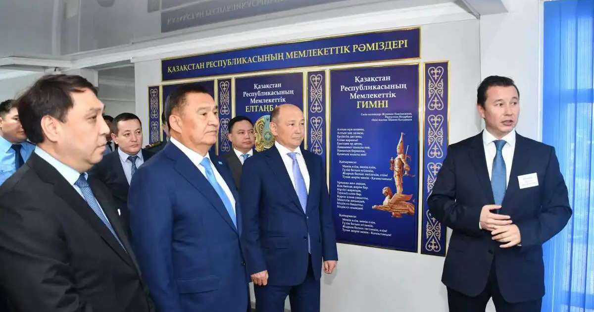 Colman Domingo and Jude Law at amfAR’s Venice Gala