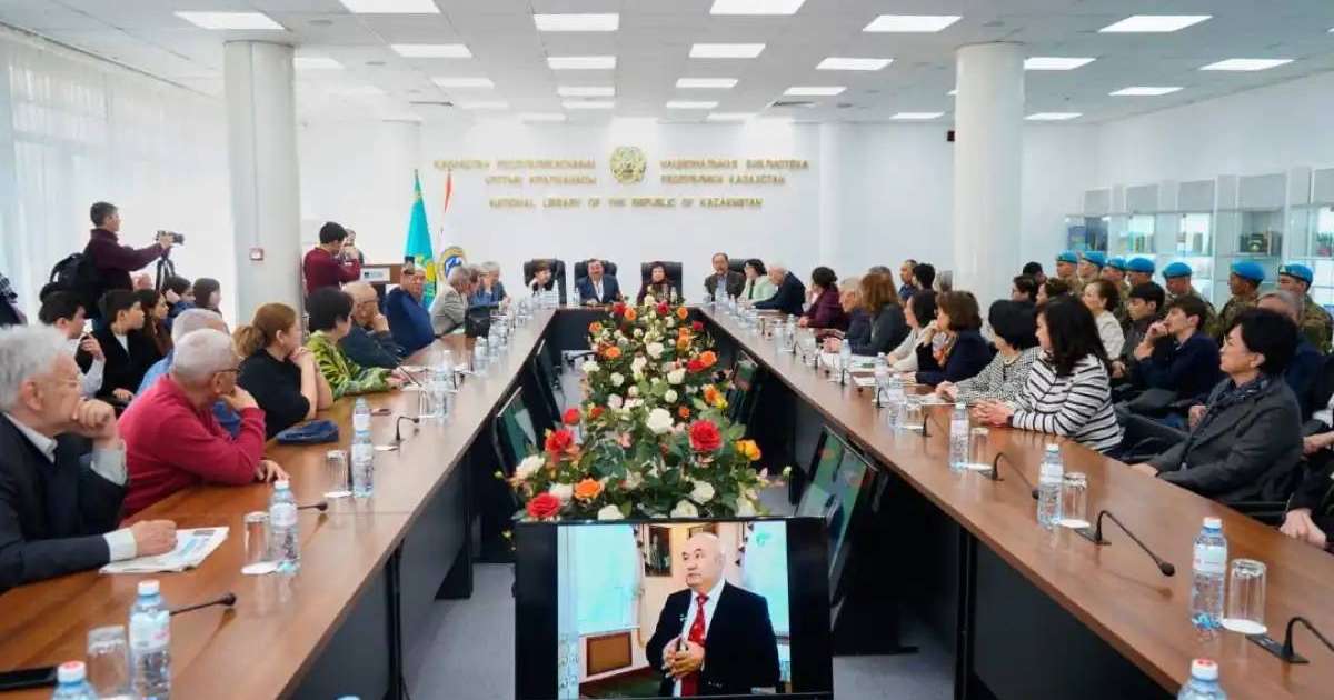 Colman Domingo and Jude Law at amfAR’s Venice Gala