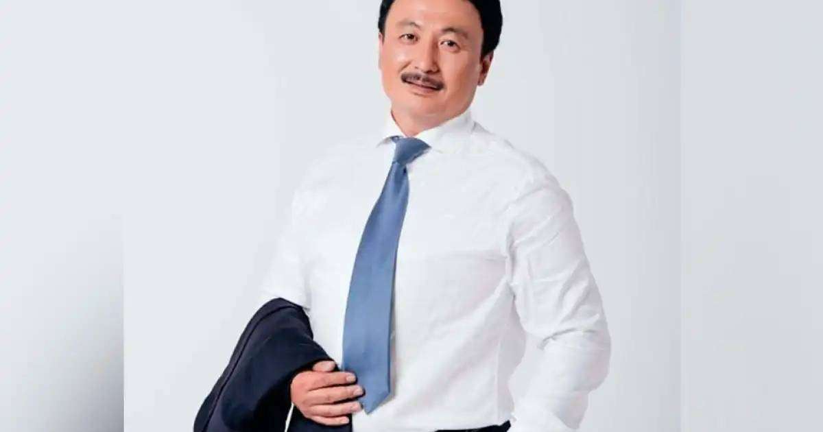 «Қаталдық пен мейірім – тәрбиенің қос қанаты»: ақын Аманжол Әлтай қағидаларын айтты