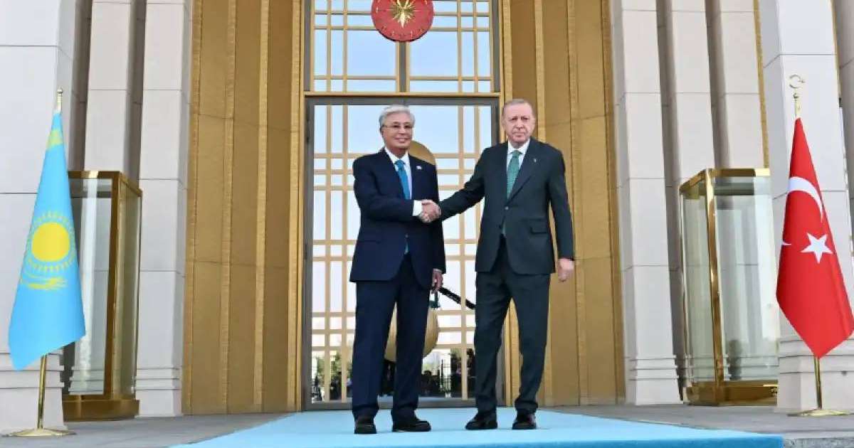Қасым-Жомарт Тоқаевты Режеп Тайип Ердоған қарсы алды