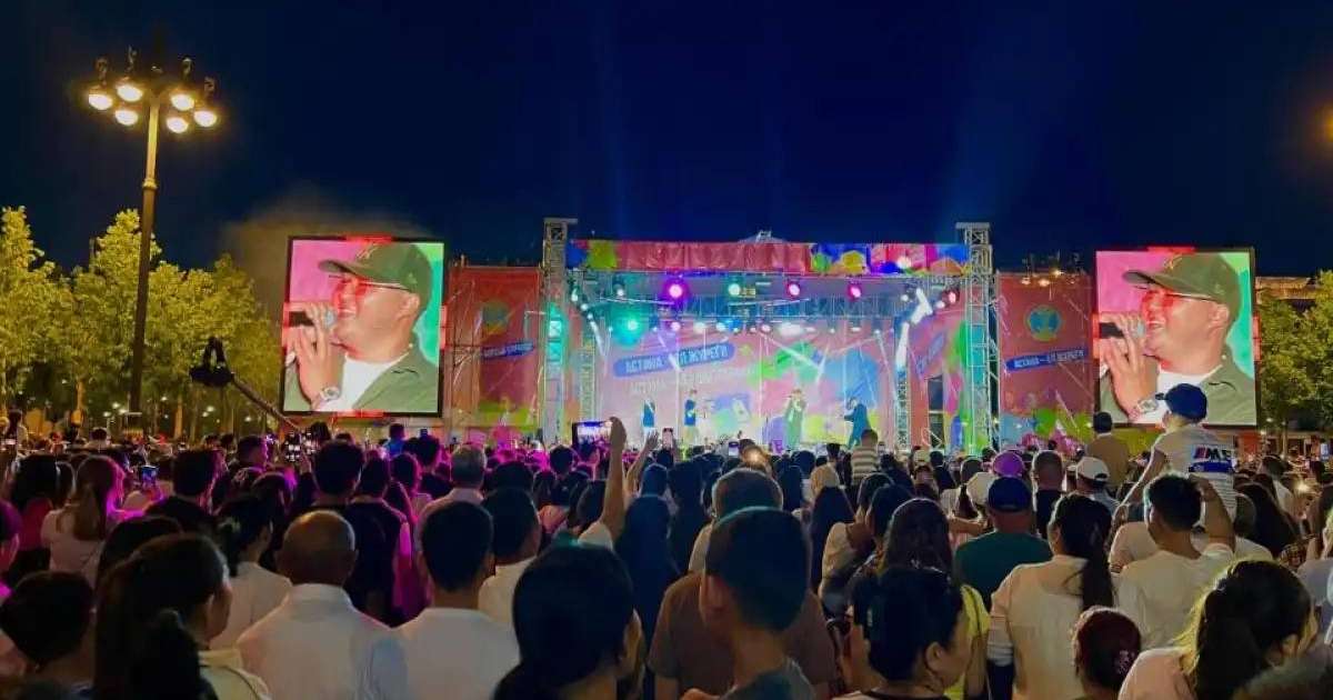 Colman Domingo and Jude Law at amfAR’s Venice Gala