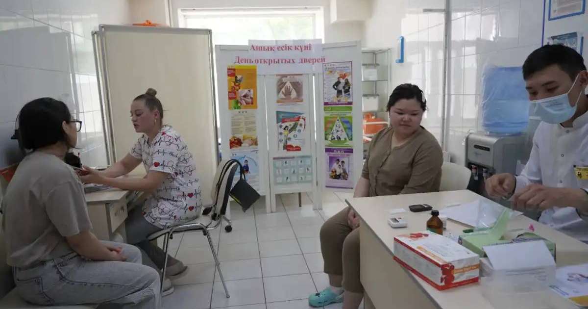 Елімізде дәрігерлердің жүктемесі 40%-ға төмендеді