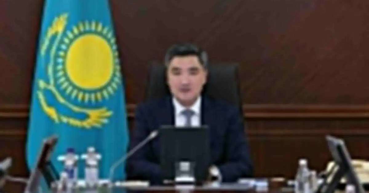 Олжас Бектенов Үкіметте жолдардағы жағдай туралы айтты