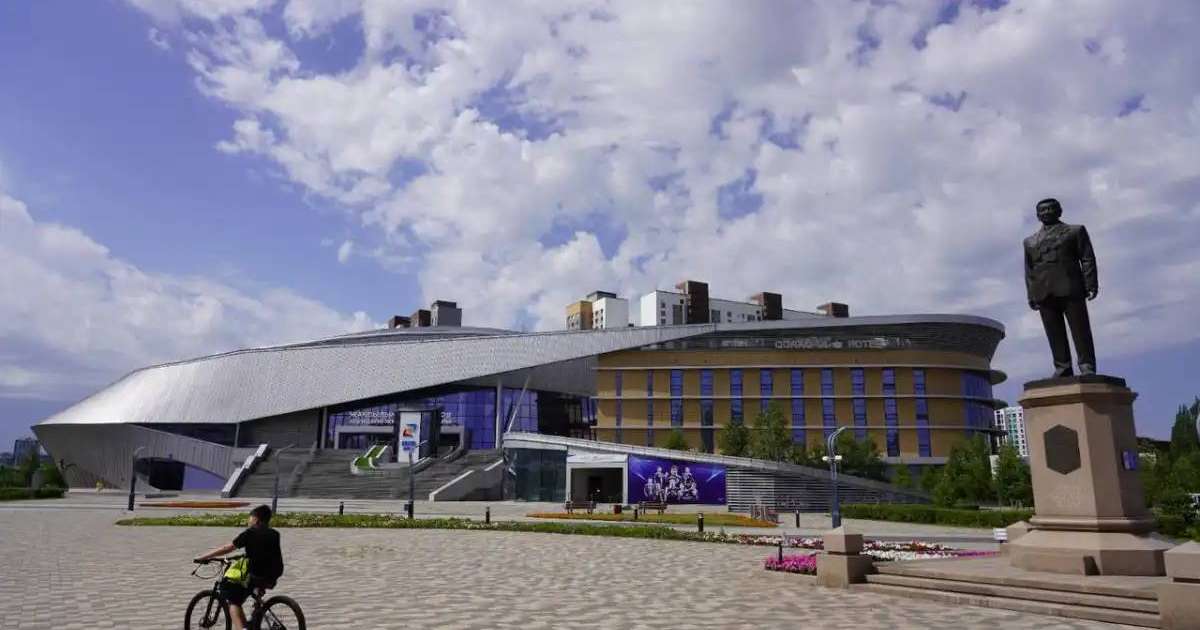 Colman Domingo and Jude Law at amfAR’s Venice Gala