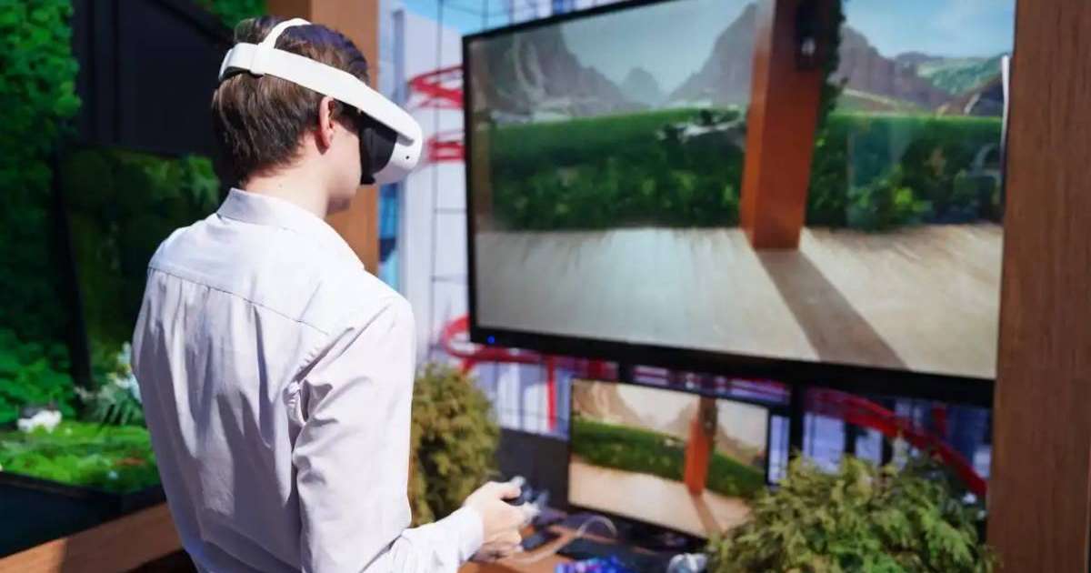 Colman Domingo and Jude Law at amfAR’s Venice Gala