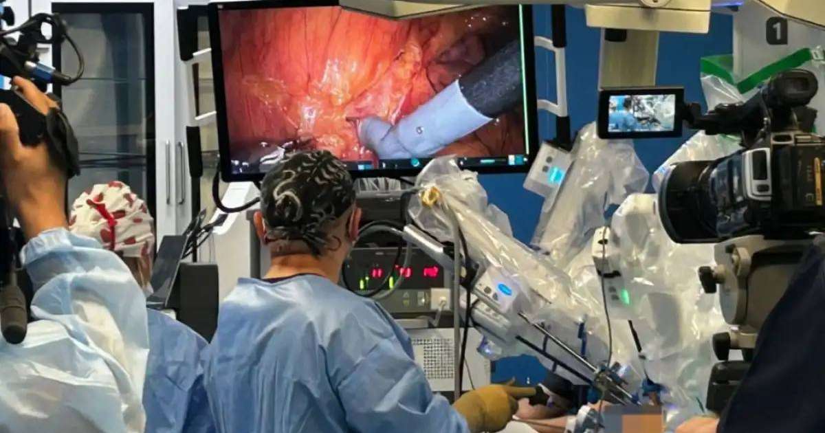 Елімізде алғаш рет роботтың көмегімен қашықтан операция жасалды