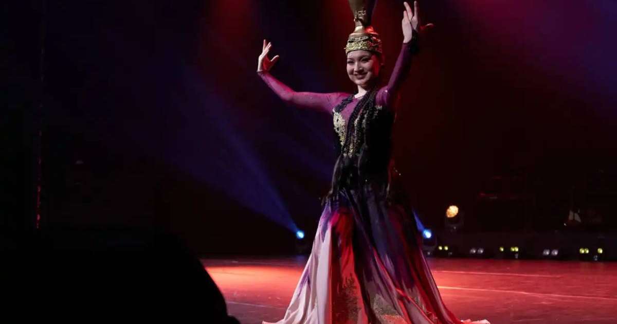 Colman Domingo and Jude Law at amfAR’s Venice Gala