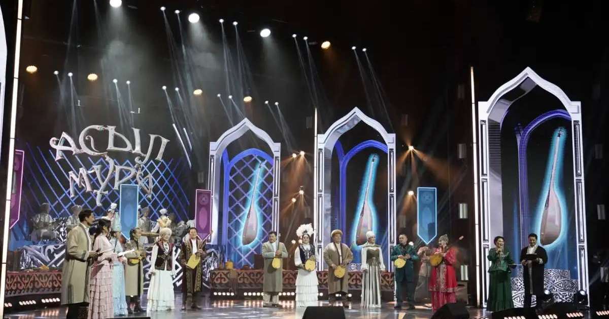 Colman Domingo and Jude Law at amfAR’s Venice Gala