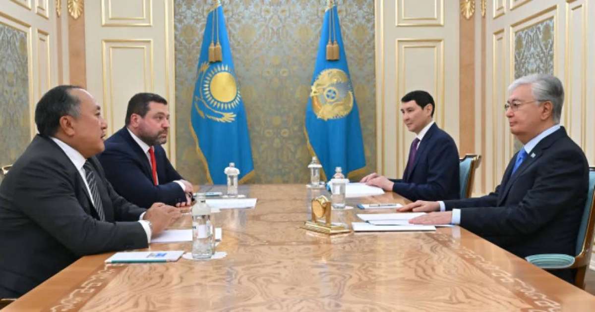 Президент Вячеслав Ким мен Михаил Ломтадзені қабылдады