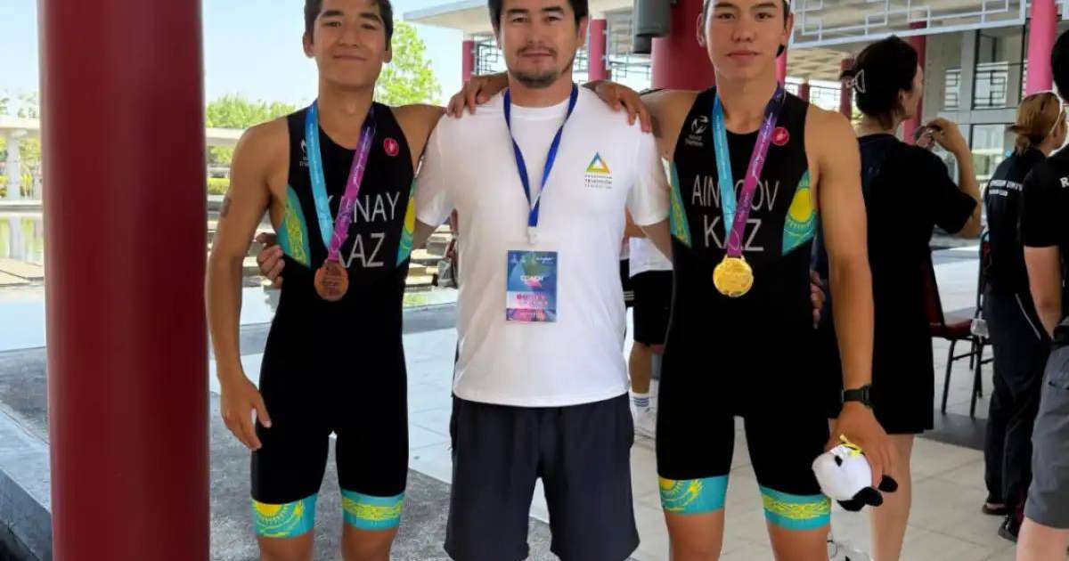 Қазақстандық жас триатлоншылар Азия кубогында қос жүлде жеңіп алды