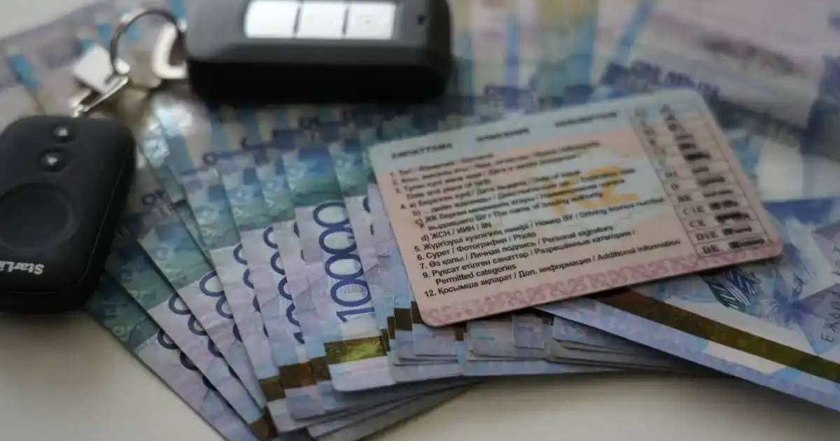 «Жүргізуші куәлігін алып беремін»: Астанада алаяқтық жасаған ер адам ұсталды