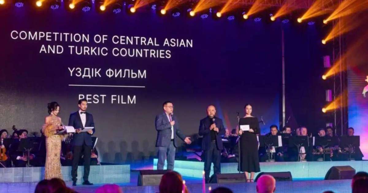 Colman Domingo and Jude Law at amfAR’s Venice Gala