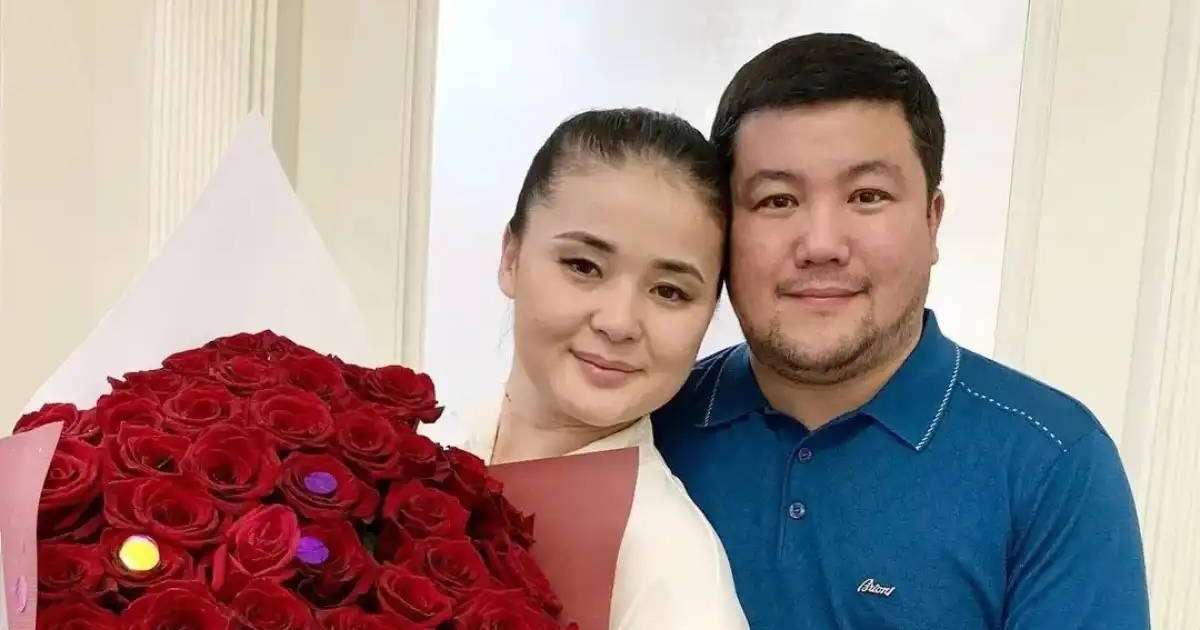 Тұрсынбек Қабатовтың әйелі ауызашарларда қалай амандасу керегін үйретті