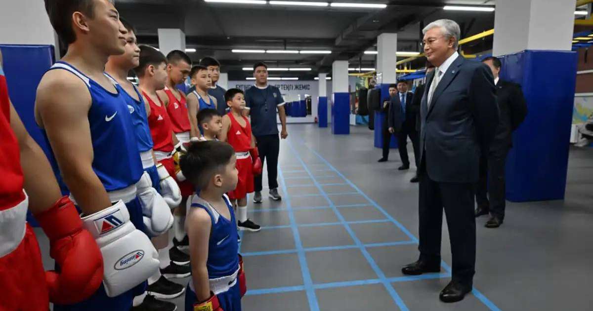 Президент Бекзат Саттарханов атындағы спорт кешенін аралады