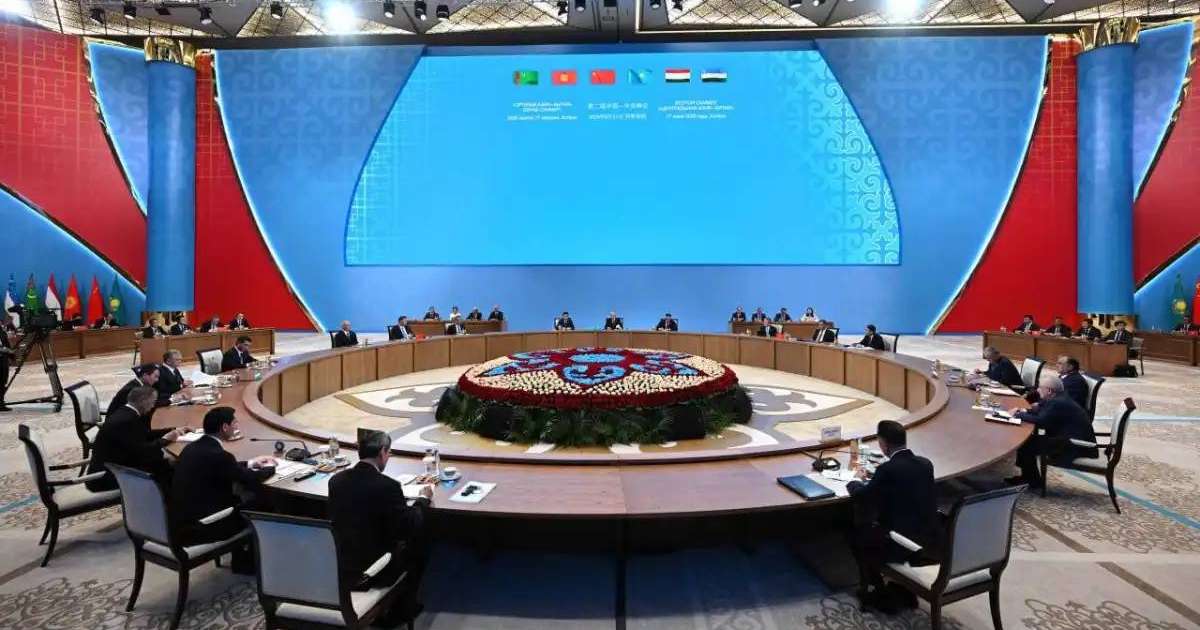 Colman Domingo and Jude Law at amfAR’s Venice Gala