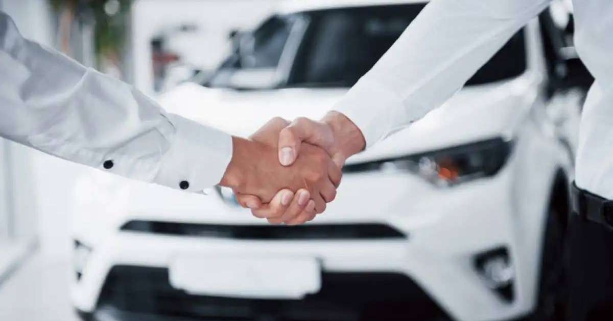 «Арзан автонесие»: Өнеркәсіп және құрылыс министрлігі желіде тараған жалған ақпарат туралы мәлімдеме жасады