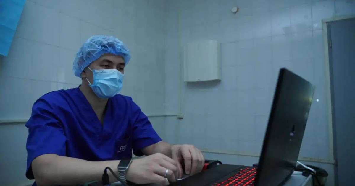 Colman Domingo and Jude Law at amfAR’s Venice Gala